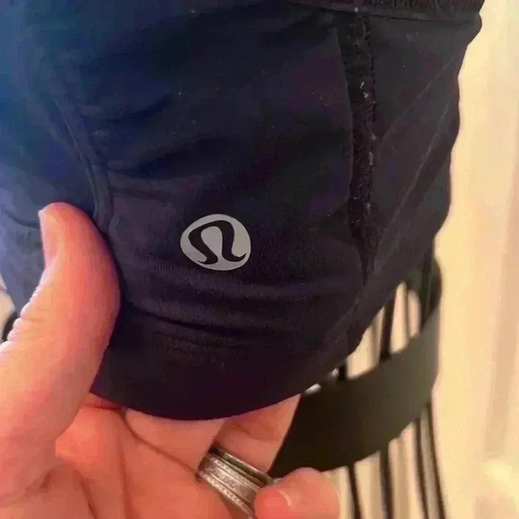 Lululemon Ta Ta Tamer II Bra-Sz 32DD - Picture 4 of 5